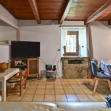 Le Cropt Spacieux 85m² Daire