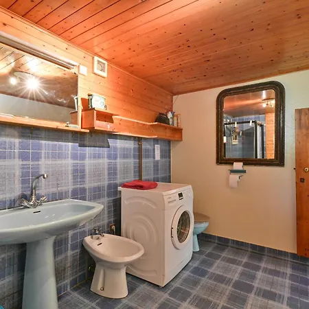 Daire Le Cropt Spacieux 85m² Les Clefs