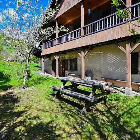 Le Cropt Spacieux 85m² Daire *